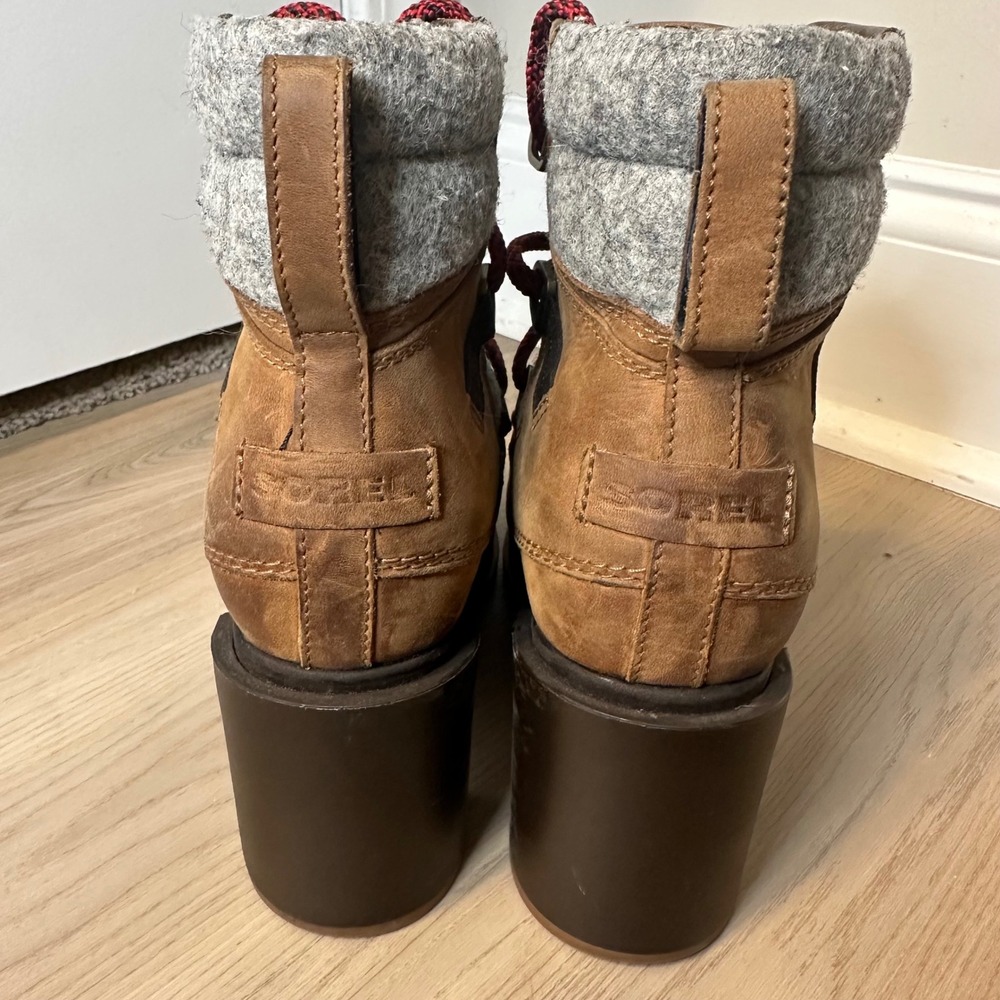 Sorel Women's Blake Lace Up High Heel Booties Size 7.5 Brown Tan Gray Shoes - Picture 4 of 9